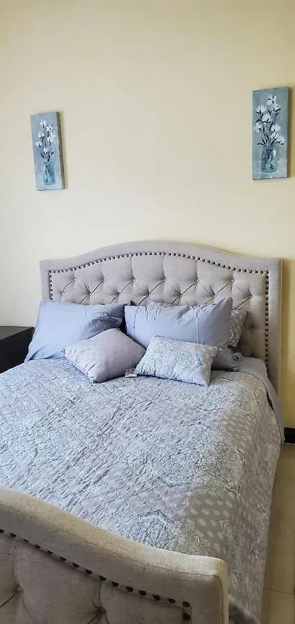 Hillside Sunrise, 2 Bed 2 Bath In Gated Community, Close To Beach, Food, Clubs & Shopping Free Parking, Free Wi-Fi 蒙特哥贝 0*,